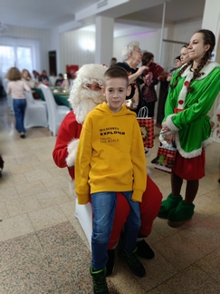 Mikołajki 2025 - dzieci oraz opiekunowie,reastauracja, zabawy, balony, anim,animatorzy, prezenty