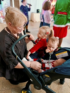 Mikołajki 2025 - dzieci oraz opiekunowie,reastauracja, zabawy, balony, anim,animatorzy, prezenty